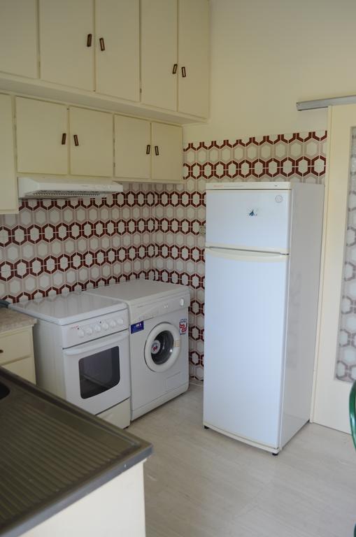 Kineta Apartments Екстер'єр фото