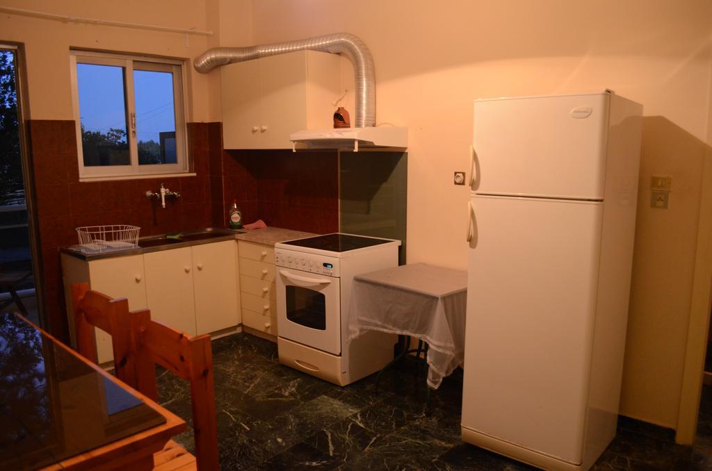 Kineta Apartments Екстер'єр фото