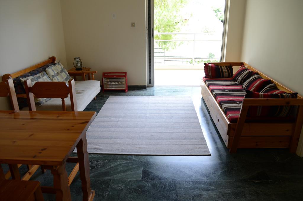 Kineta Apartments Екстер'єр фото