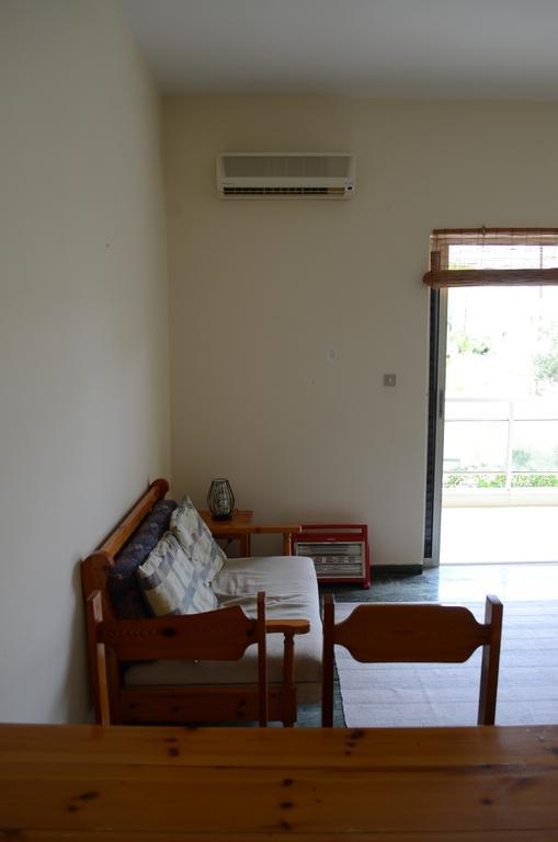 Kineta Apartments Екстер'єр фото